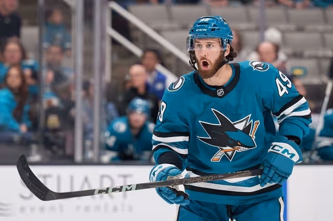 Clothing, Glove, Helmet