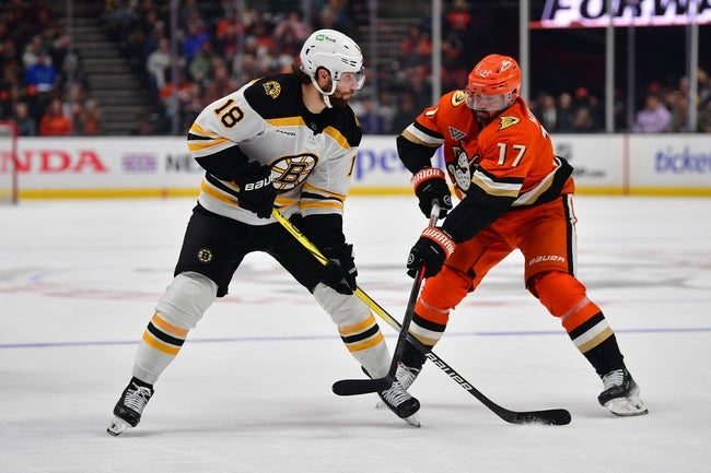 Blackhawks vs Bruins Prediction 4/10/25 NHL Picks