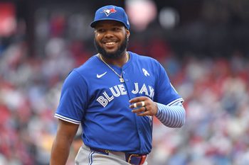 Jun 15, 2025; Philadelphia, Pennsylvania, USA;Toronto Blue Jays first base Vladimir Guerrero Jr. (27) during game against the Philadelphia Phillies at Citizens Bank Park. Mandatory Credit: Eric Hartline-Imagn Images