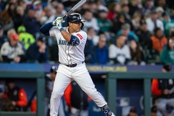Apr 2, 2025; Seattle, Washington, USA;  Seattle Mariners first baseman Donovan Solano (39) waits for a pitch during an at-bat against the Detroit Tigers at T-Mobile Park. Mandatory Credit: Stephen Brashear-Imagn Images