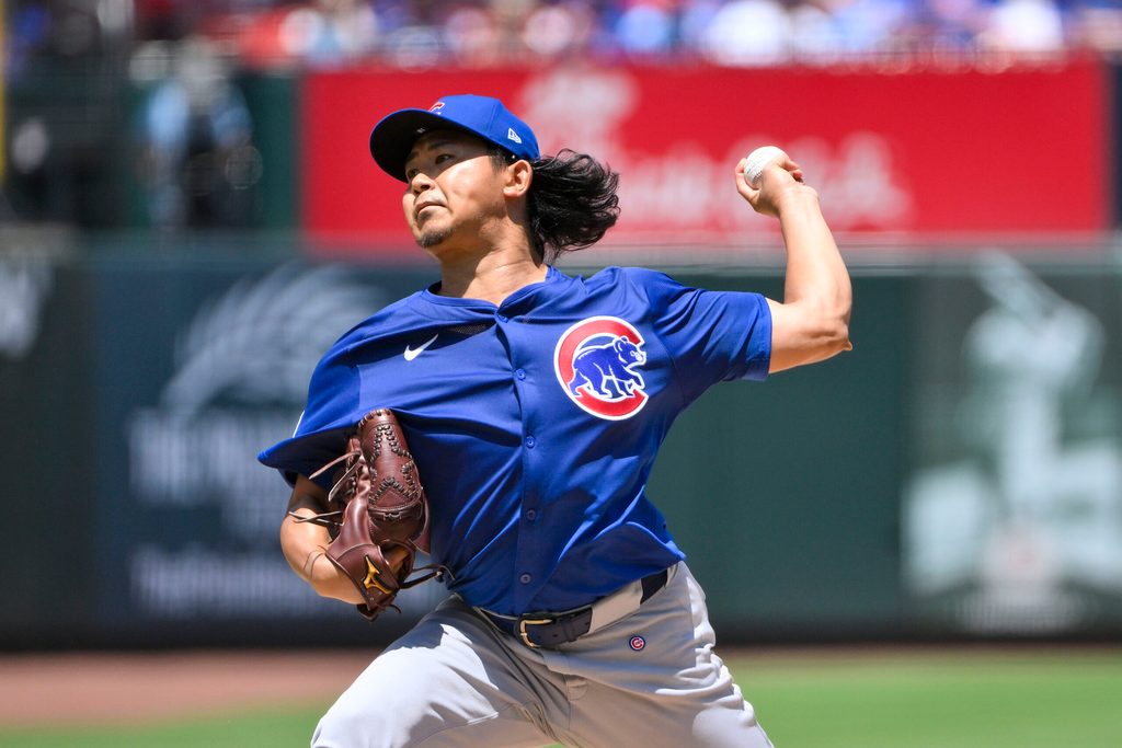Jun 26, 2025; St. Louis, Missouri, USA; Chicago Cubs starting pitcher Shota Imanaga (18) pitches against the St. Louis Cardinals during the second inning at Busch Stadium. Mandatory Credit: Jeff Curry-Imagn Images