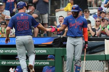 Jun 28, 2025; Pittsburgh, Pennsylvania, USA; New York Mets first baseman Pete Alonso (20) celebrates scoring a run with designated hitter Starling Marte (6) against the Pittsburgh Pirates during the fifth inning at PNC Park. Mandatory Credit: Charles LeClaire-Imagn Images