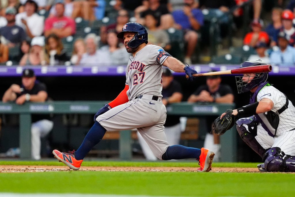 Jul 1, 2025; Denver, Colorado, USA; Houston Astros second baseman Jose Altuve (27) reacts to a at bat in the fourth inning against the Colorado Rockies at Coors Field. Mandatory Credit: Ron Chenoy-Imagn Images