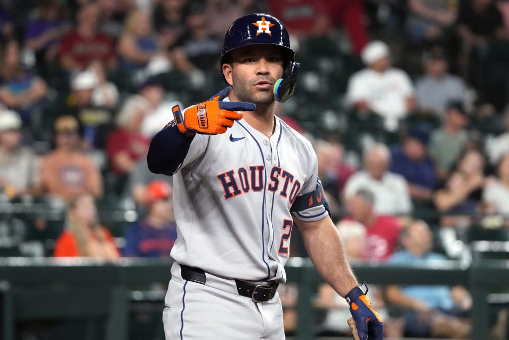 Jul 21, 2025; Phoenix, Arizona, USA; Houston Astros outfielder Jose Altuve (27) gets ready to hit against the Arizona Diamondbacks in the first inning at Chase Field. Mandatory Credit: Rick Scuteri-Imagn Images