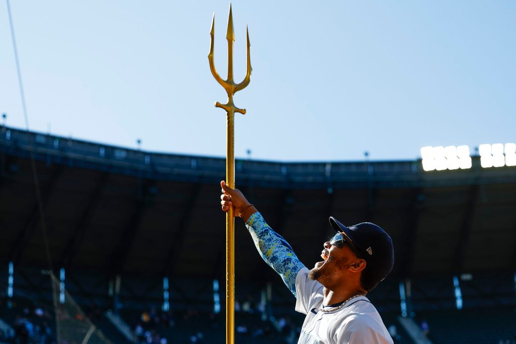 Aug 28, 2024; Seattle, Washington, USA; Seattle Mariners center fielder Julio Rodriguez (44) celebrates following a victory against the Tampa Bay Rays at T-Mobile Park. Mandatory Credit: Joe Nicholson-Imagn Images
