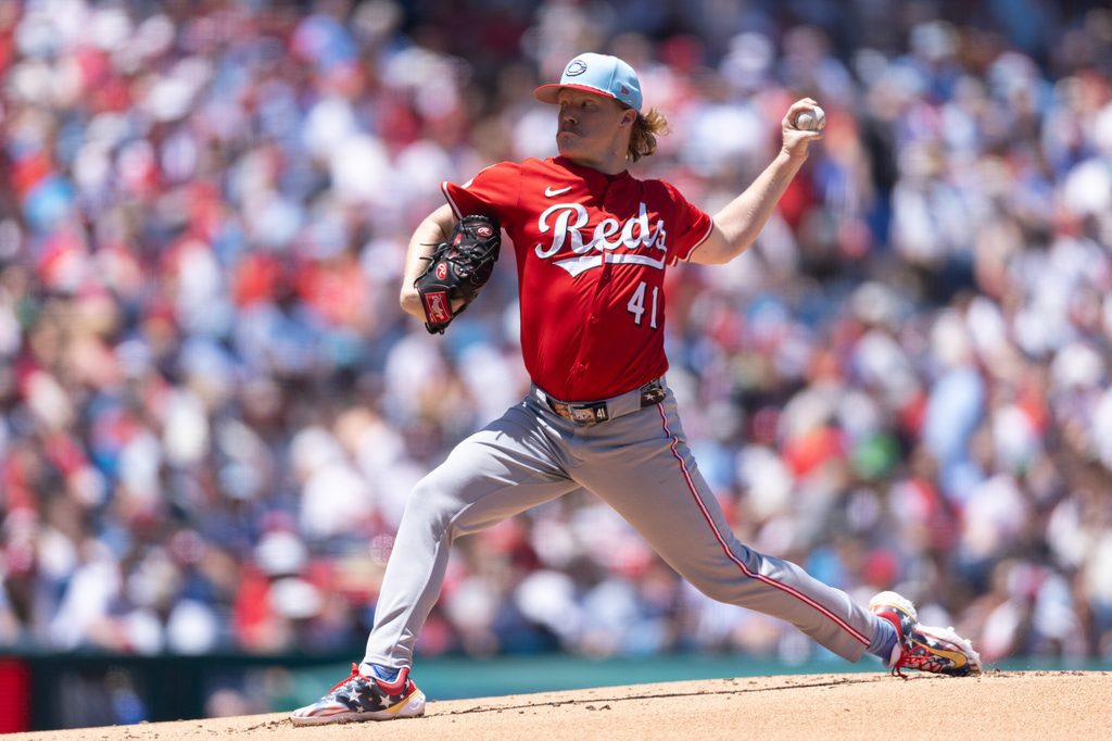 Jul 4, 2025; Philadelphia, Pennsylvania, USA; Cincinnati Reds pitcher Andrew Abbott (41) throws a pitch during the first inning against the Philadelphia Phillies at Citizens Bank Park. Mandatory Credit: Bill Streicher-Imagn Images