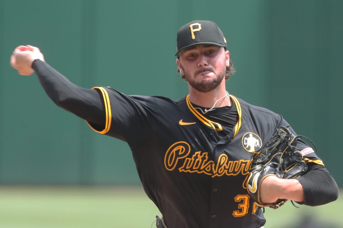 Jul 27, 2025; Pittsburgh, Pennsylvania, USA; Pittsburgh Pirates starting pitcher Paul Skenes (30) pitches against the Arizona Diamondbacks during the third inning at PNC Park. Mandatory Credit: Charles LeClaire-Imagn Images