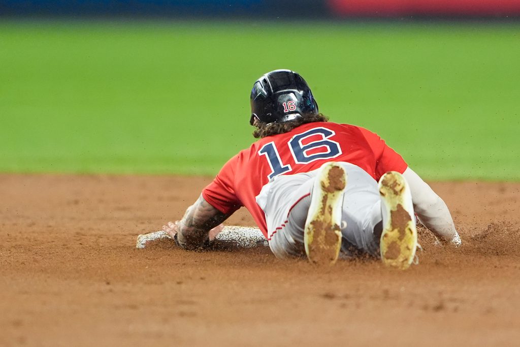 Aug 22, 2025; Bronx, New York, USA; Boston Red Sox left fielder Jarren Duran (16) steals second base against the New York Yankees during the ninth inning at Yankee Stadium. Mandatory Credit: Gregory Fisher-Imagn Images