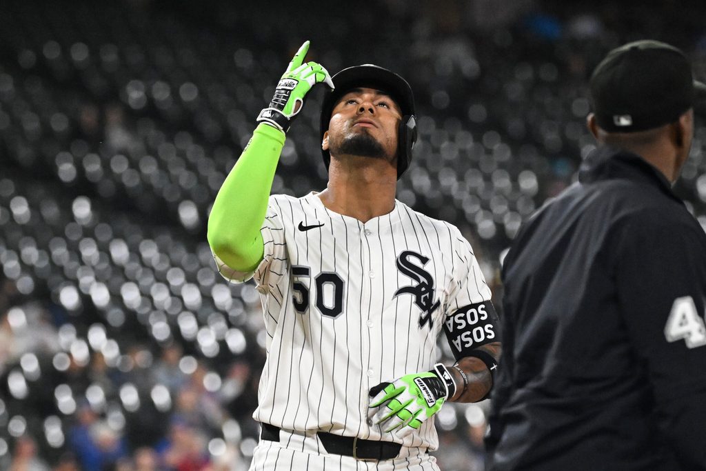 Aug 25, 2025; Chicago, Illinois, USA; Chicago White Sox second baseman Lenyn Sosa (50) points after hitting an RBI single during the seventh inning against the Kansas City Royals at Rate Field. Mandatory Credit: Matt Marton-Imagn Images