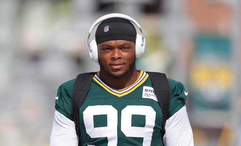 Electronics, Headphones, People