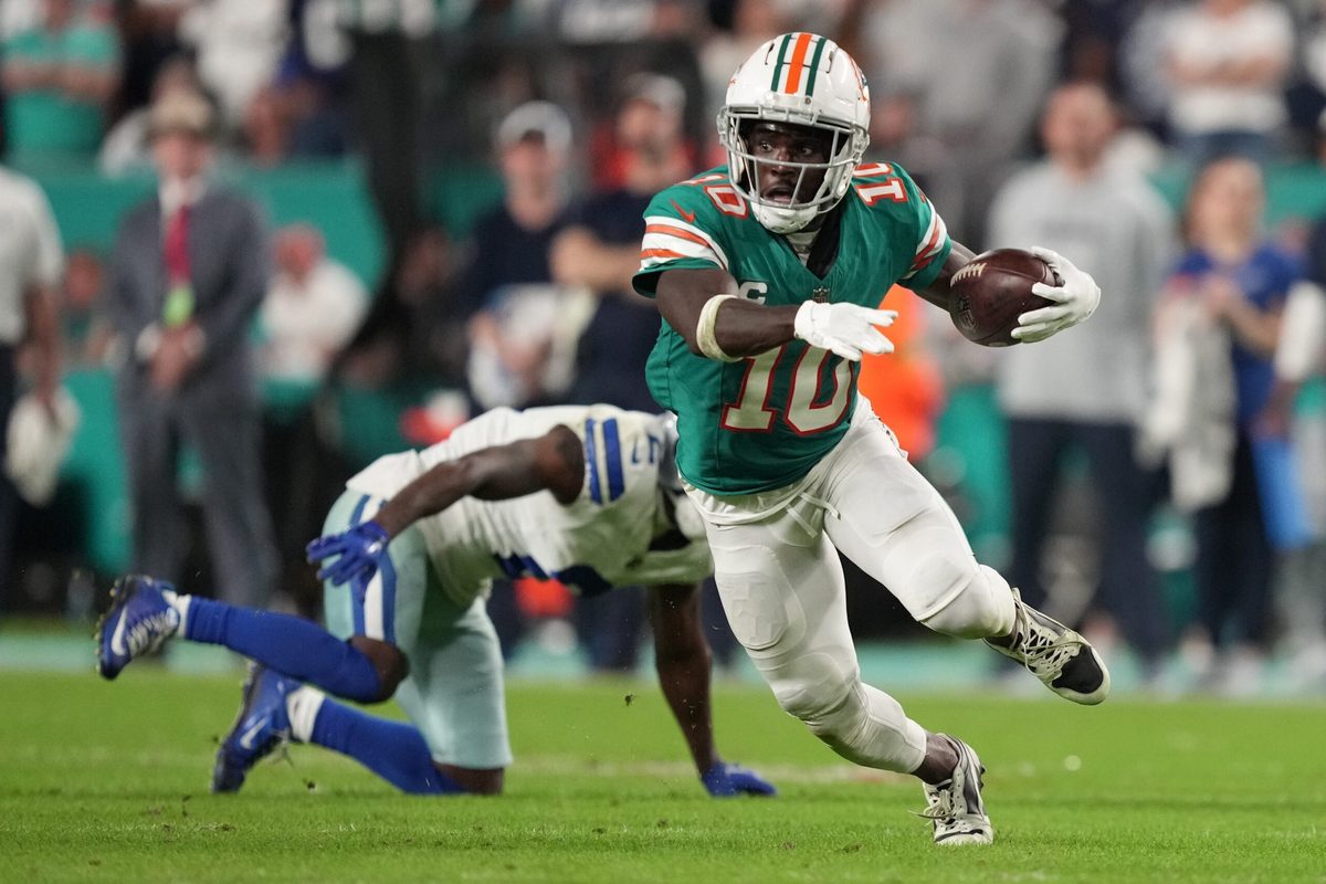 9. Tyreek Hill, Miami Dolphins (2023) - 376.4 points