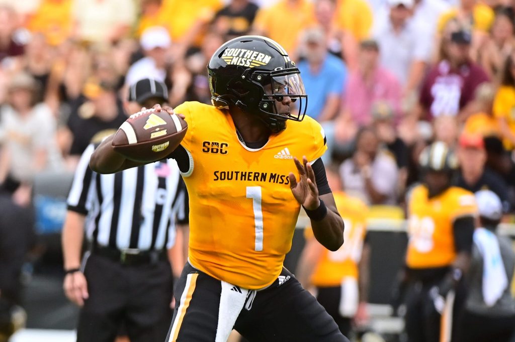 Southern Miss Golden Eagles quarterback Braylon Braxton (1) makes a pass against the Mississippi State Bulldogs during the first quarter at M.M. Roberts Stadium in Hattiesburg, Miss., on Aug. 30, 2025.
