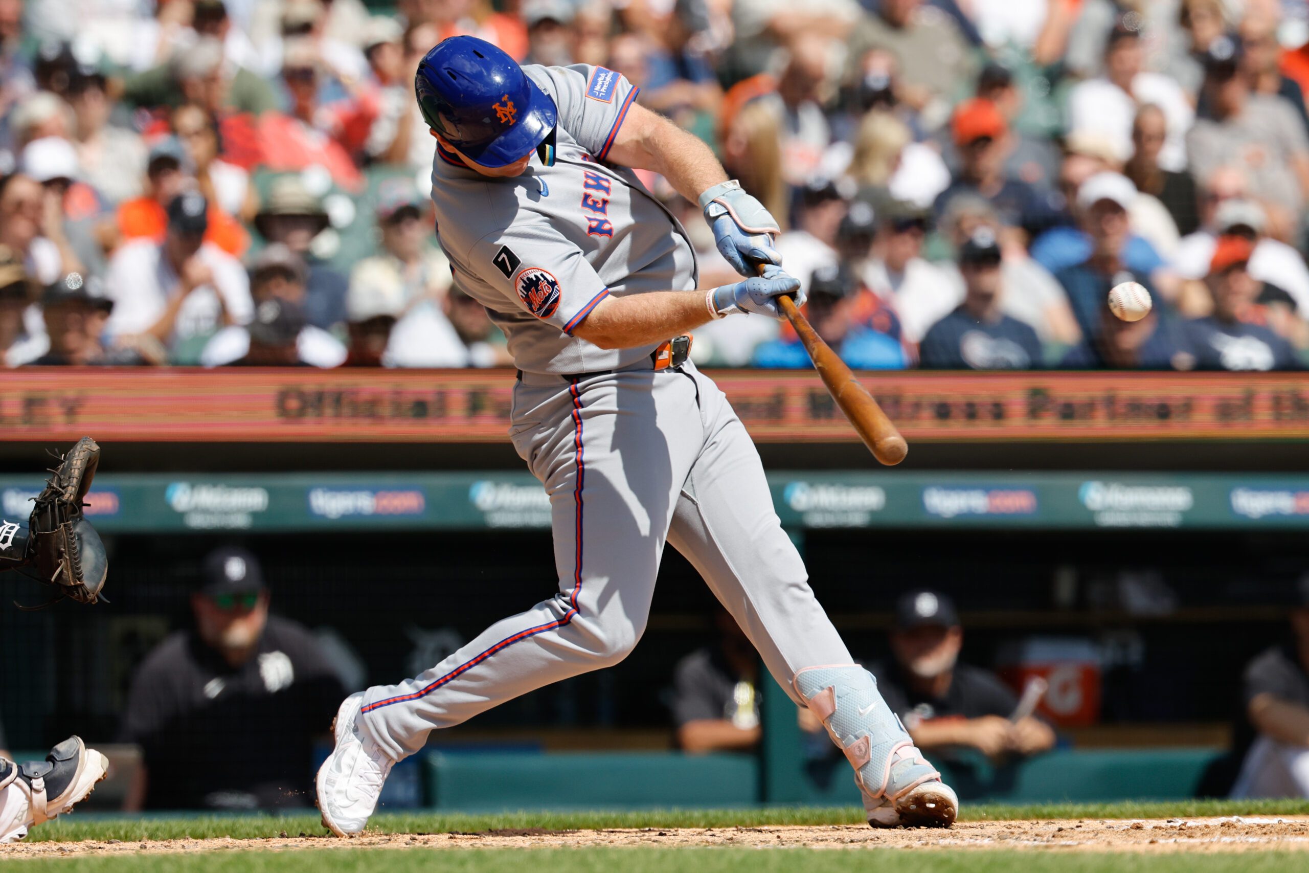 Sep 3, 2025; Detroit, Michigan, USA; New York Mets player Pete Alonso (20) hits an RBI double in the third inning against the Detroit Tigers at Comerica Park. Mandatory Credit: Rick Osentoski-Imagn Images