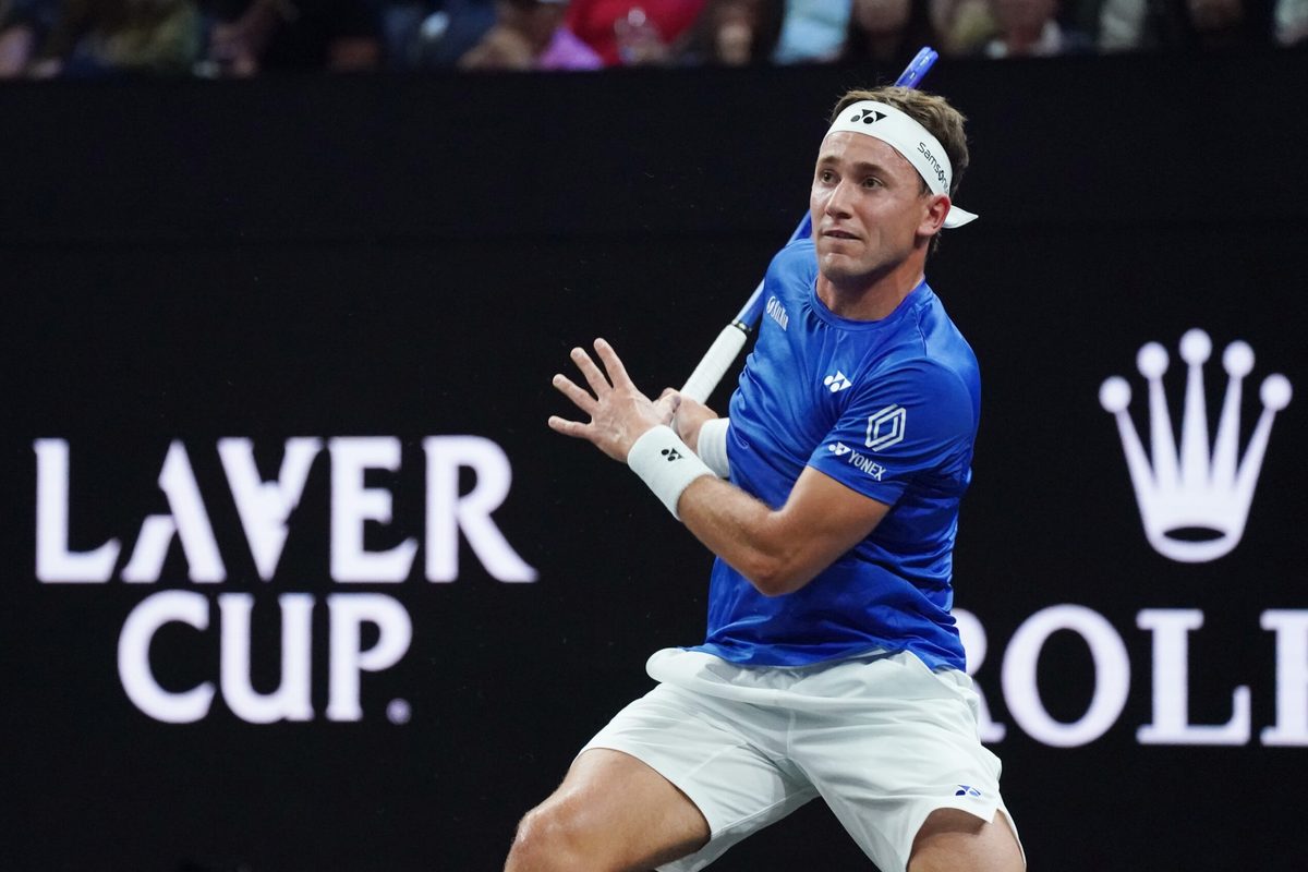 Sep 19, 2025; San Francisco, CA, USA; Team Europe player Casper Ruud returns a ball against Team World player Reilly Opelka at the Laver Cup at Chase Center. Mandatory Credit: David Gonzales-Imagn Images