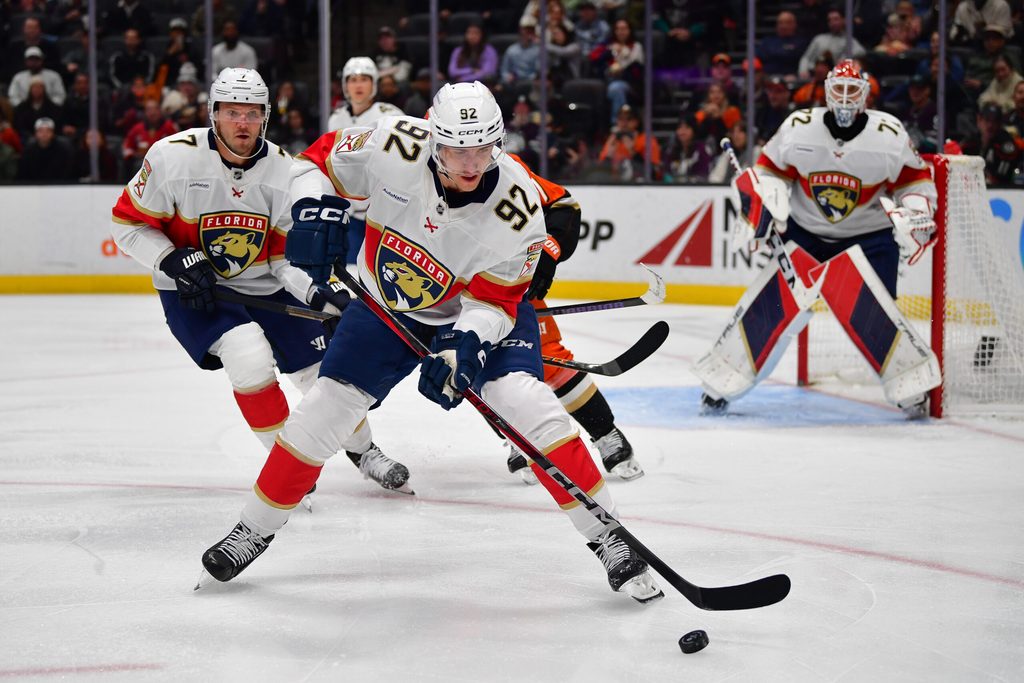 Jan 21, 2025; Anaheim, California, USA; Florida Panthers left wing Tomas Nosek (92) moves the puck against the Anaheim Ducks during the second period at Honda Center. Mandatory Credit: Gary A. Vasquez-Imagn Images