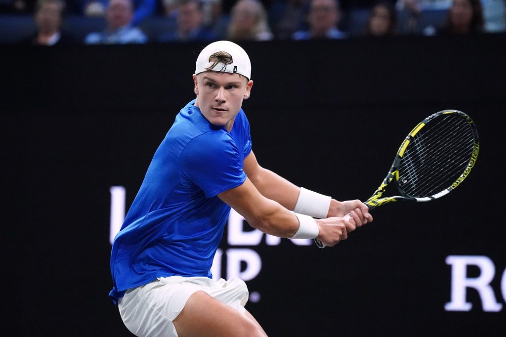 Sep 20, 2025; San Francisco, CA, USA; Team Europe player Holger Rune returns a ball from Team World player Francisco Cerundolo during the Laver Cup at Chase Center. Mandatory Credit: David Gonzales-Imagn Images