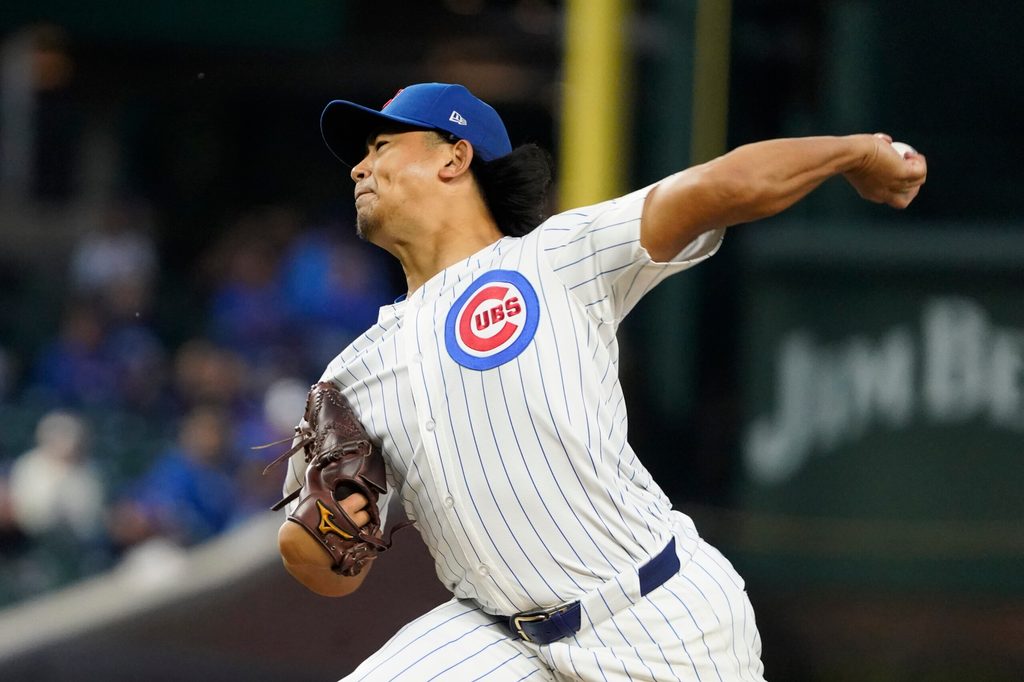 Sep 25, 2025; Chicago, Illinois, USA; Chicago Cubs pitcher Shota Imanaga (18) throws the ball against the New York Mets during the first inning at Wrigley Field. Mandatory Credit: David Banks-Imagn Images