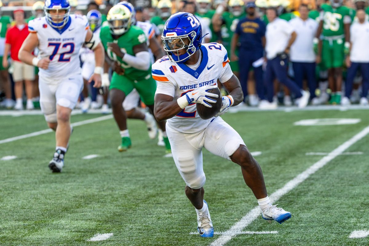 Oct 4, 2025; South Bend, Indiana, USA; Boise State Broncos running back Dylan Riley (24) makes a catch against the Notre Dame Fighting Irish during the second half at Notre Dame Stadium. Mandatory Credit: Michael Caterina-Imagn Images