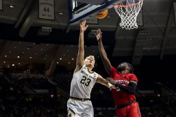 Notre Dame guard Dane Goodwin (23) goes up for a layup as Youngstown State guard Garrett Covington (32) defends during the Youngstown State-Notre Dame NCAA Men   s basketball game on Sunday, November 13, 2022, at Purcell Pavilion in South Bend, Indiana.

Youngstown State Vs Notre Dame