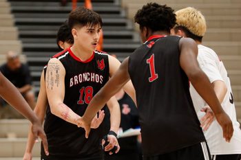 Lafayette Jeff Bronchos Colin Smith (18) celebrates with teammates Thursday, May 15, 2025, during the IHSAA boys volleyball sectionals match against the Zionsville Eagles at Harrison High School in West Lafayette, Indiana.
