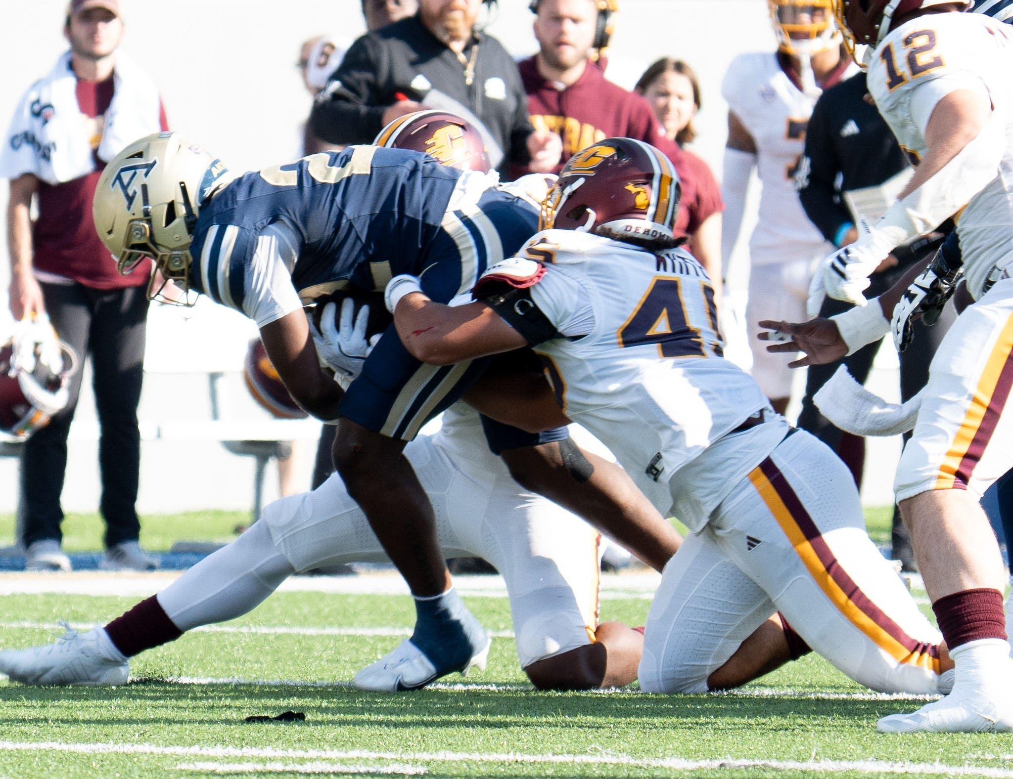 Akron’s Jordan Gant runs the ball against Central Michigan, Oct. 4, 2025.