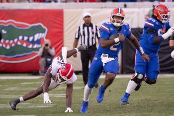 Florida Gators quarterback DJ Lagway (2) scrambles in the second half in an NCAA football game, Saturday, Nov. 1, 2025, at EverBank Stadium in Jacksonville, Fla. Georgia defeated Florida 24-20. [Doug Engle/Florida Times-Union]