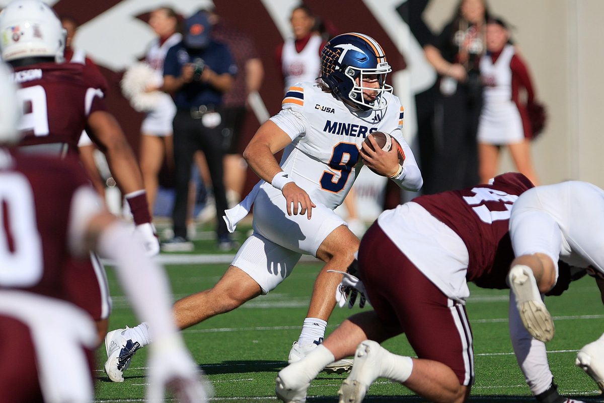 UTEP quarterback Skyler Locklear (9) carries the ball during the game against Missouri State on Saturday, Nov. 15, 2025.