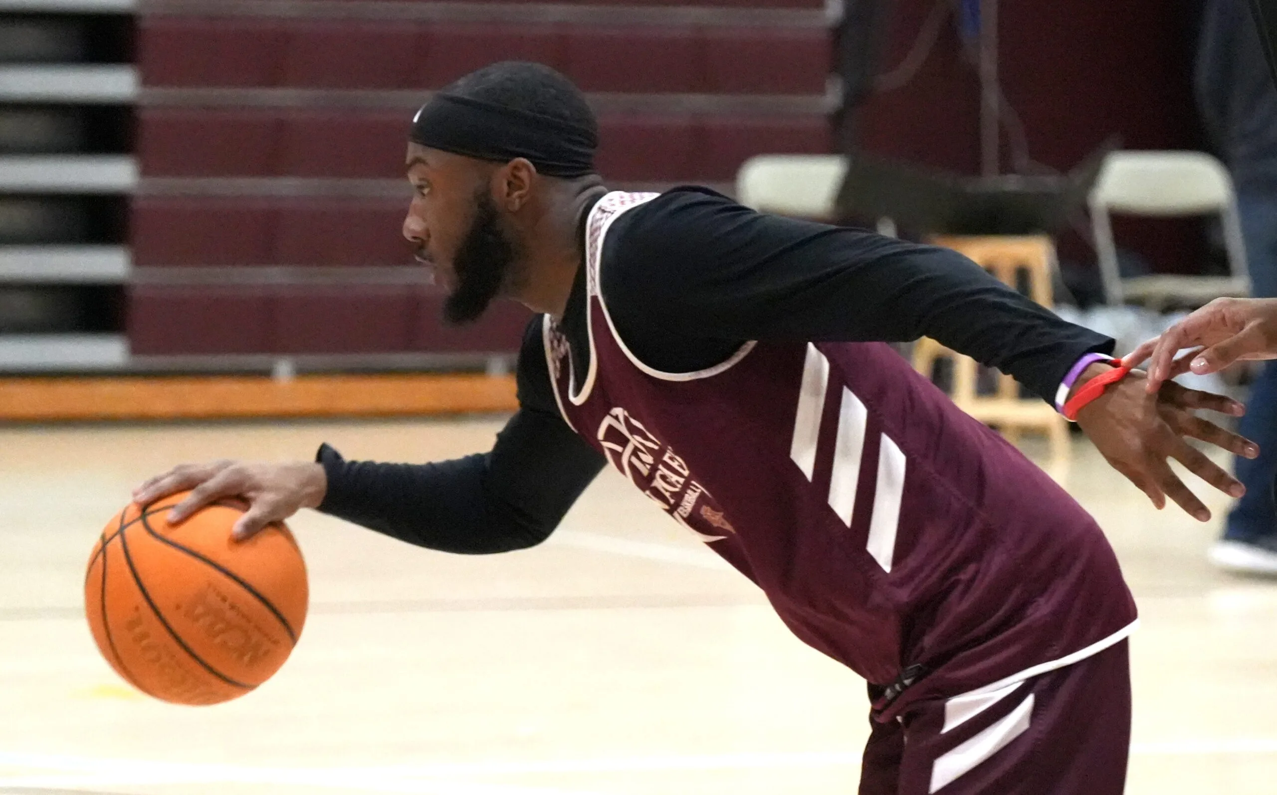Iona College basketball's Dejour Reaves during a practice at their Bronxville gym Nov. 22, 2024.