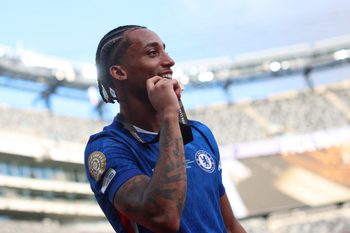 [Subscription Customers Only] Jul 13, 2025; East Rutherford, New Jersey, USA; Chelsea FC forward Joao Pedro (20) celebrates with his medal after winning the final of the 2025 FIFA Club World Cup at MetLife Stadium. Mandatory Credit: Hannah Mckay-Reuters via Imagn Images