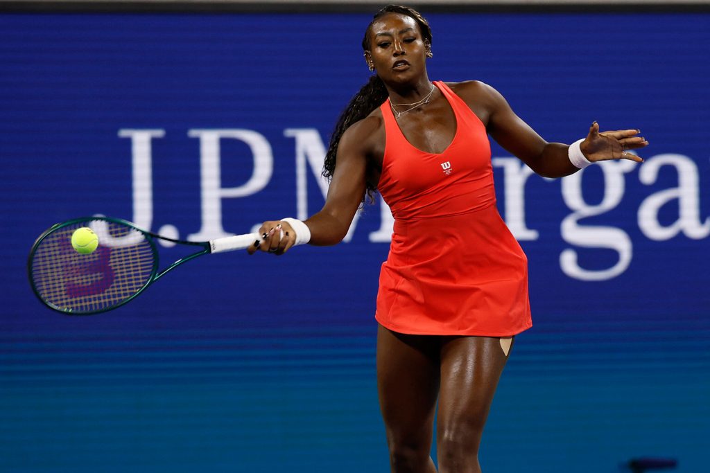 Aug 25, 2025; Flushing, NY, USA; Alycia Parks (USA) hits a forehand against Mirra Andreeva (not pictured) on day two of the 2025 US Open tennis tournament at USTA Billie Jean King National Tennis Center. Mandatory Credit: Geoff Burke-Imagn Images