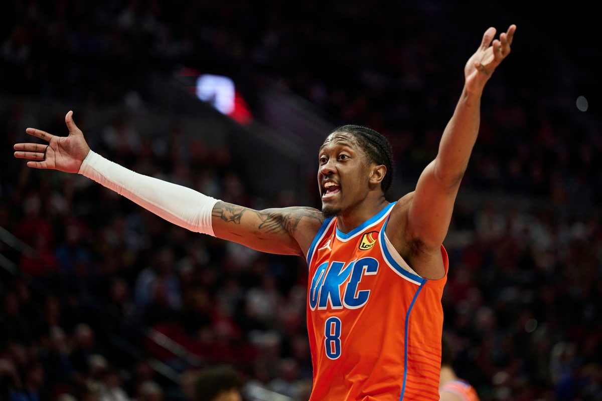 Nov 30, 2025; Portland, Oregon, USA; Oklahoma City Thunder guard Jalen Williams (8) calls for a delay of game during the second half in a game against the Portland Trail Blazers at Moda Center. Mandatory Credit: Troy Wayrynen-Imagn Images