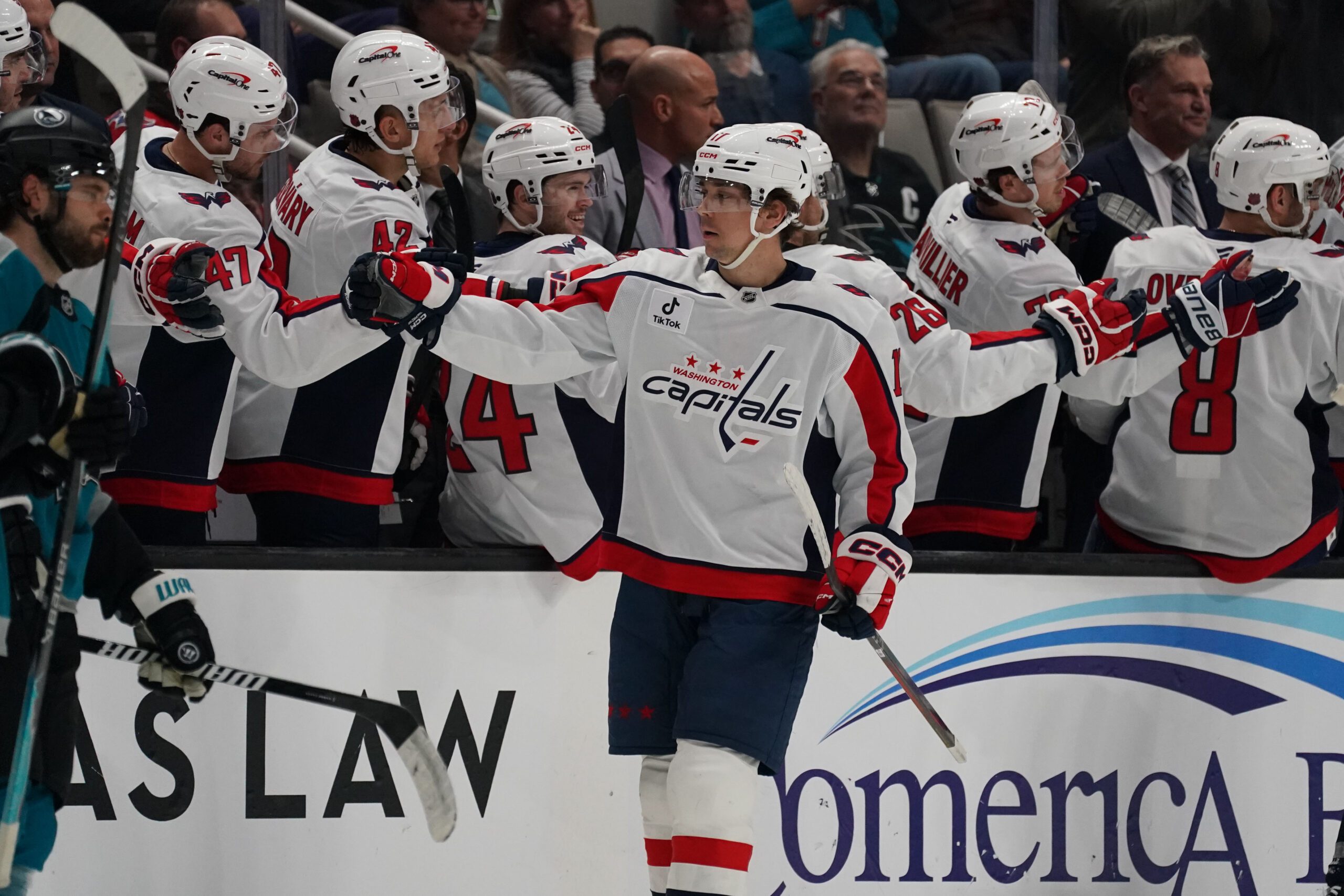 Dec 3, 2025; San Jose, California, USA; Washington Capitals center Dylan Strome (17) is congratulated by teammates after scoring a goal against the San Jose Sharks in the second period at SAP Center at San Jose. Mandatory Credit: David Gonzales-Imagn Images
