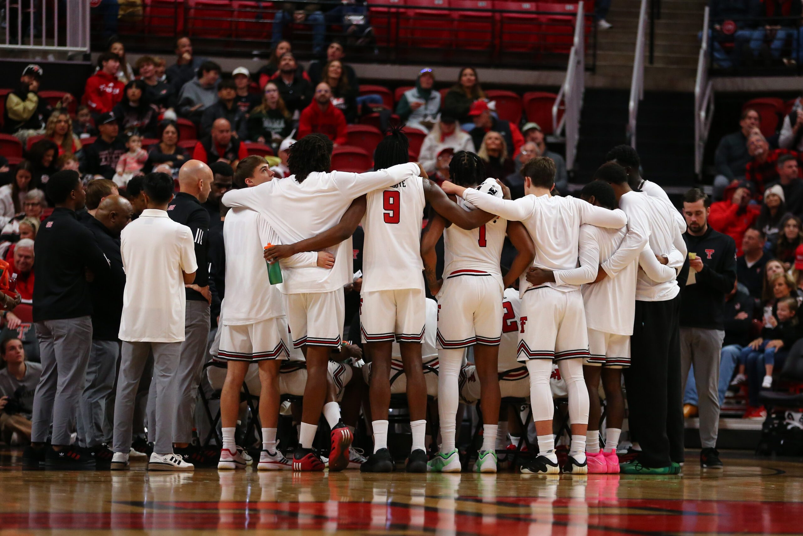 Nov 30, 2025; Lubbock, Texas, USA;  A general view of the Texas Tech Red Raiders basketball team during a time out in the first half against the Wyoming Cowboys at United Supermarkets Arena. Mandatory Credit: Michael C. Johnson-Imagn Images