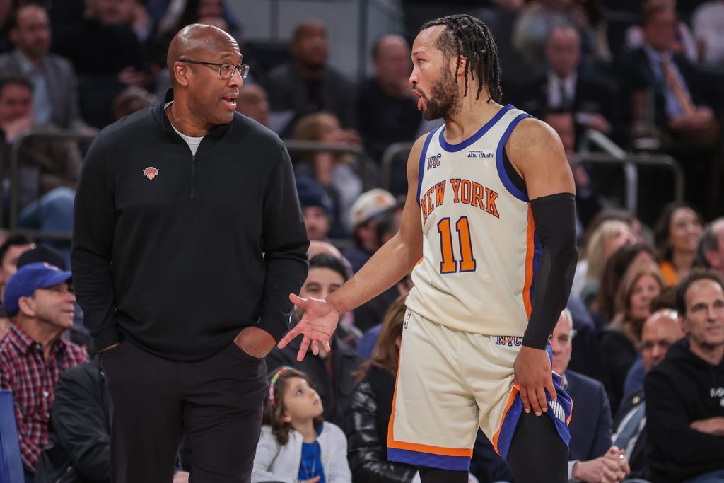 Dec 7, 2025; New York, New York, USA; New York Knicks head coach Mike Brown talks wth guard Jalen Brunson (11) in the fourth quarter against the Orlando Magic at Madison Square Garden. Mandatory Credit: Wendell Cruz-Imagn Images