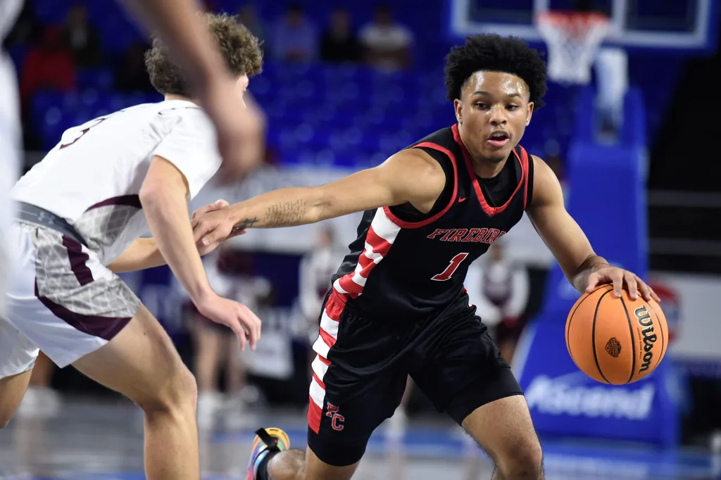 Pearl Cohn's Doyel Cockrill (1) tries to dribble past Alcoa's Eli Gra (3) during the 2023 Class 2A TSSAA BlueCross Boys Basketball quarterfinals at Murphy Center Complex in Murfreesboro, Tenn. on Thursday, March 16, 2023.
Day3boysbasketballtournament 0567