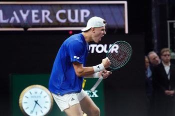 Sep 19, 2025; San Francisco, CA, USA; Team Europe player Jakub Mensik celebrates against Team World player Alex Michelsen during the Laver Cup  at Chase Center. Mandatory Credit: David Gonzales-Imagn Images