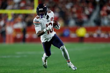 Dec 28, 2025; Santa Clara, California, USA; Chicago Bears wide receiver Luther Burden III (10) runs against the San Francisco 49ers in the second half at Levi's Stadium. Mandatory Credit: Sergio Estrada-Imagn Images