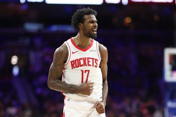 Jan 22, 2026; Philadelphia, Pennsylvania, USA; Houston Rockets forward Tari Eason (17) reacts after a score against the Philadelphia 76ers during the fourth quarter at Xfinity Mobile Arena. Mandatory Credit: Bill Streicher-Imagn Images