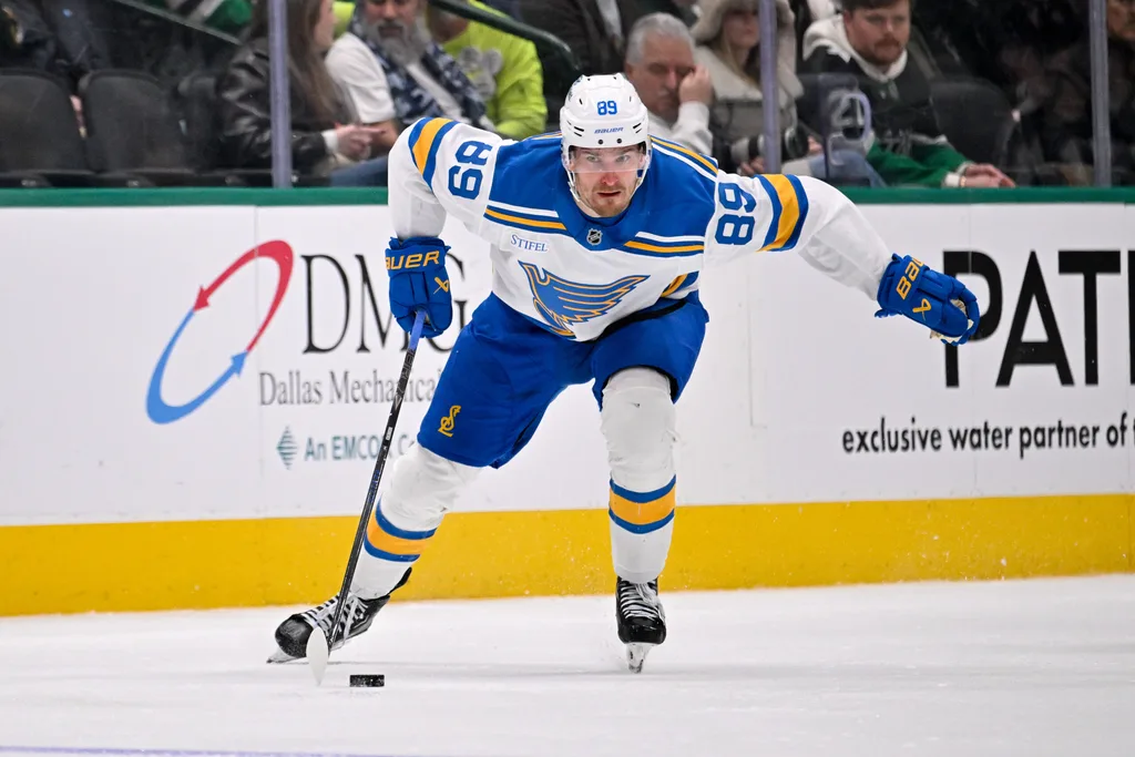 Jan 23, 2026; Dallas, Texas, USA; St. Louis Blues left wing Pavel Buchnevich (89) skates against the Dallas Stars during the third period at the American Airlines Center. Mandatory Credit: Jerome Miron-Imagn Images