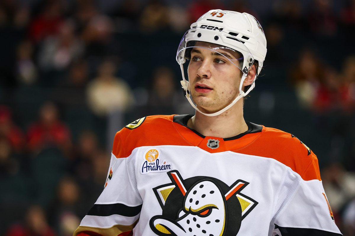 Jan 25, 2026; Calgary, Alberta, CAN; Anaheim Ducks right wing Beckett Sennecke (45) against the Calgary Flames during the third period at Scotiabank Saddledome. Mandatory Credit: Sergei Belski-Imagn Images