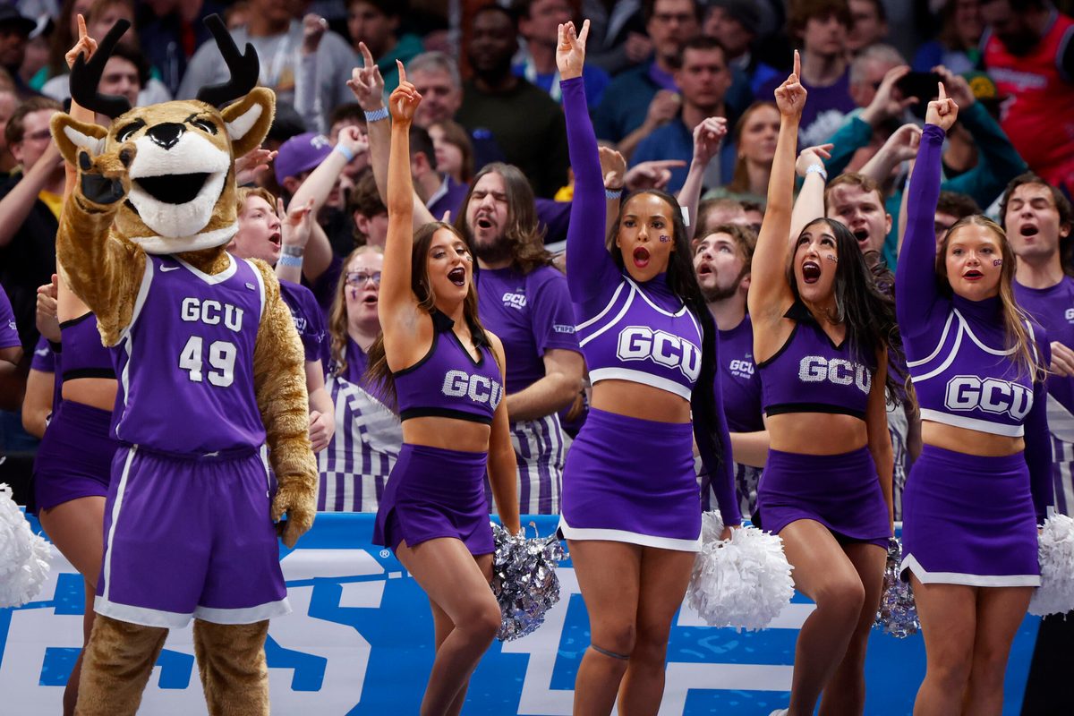 Mar 17, 2023; Denver, CO, USA; Grand Canyon Antelopes cheerleaders during the first half against the Gonzaga Bulldogs at Ball Arena. Mandatory Credit: Michael Ciaglo-Imagn Images