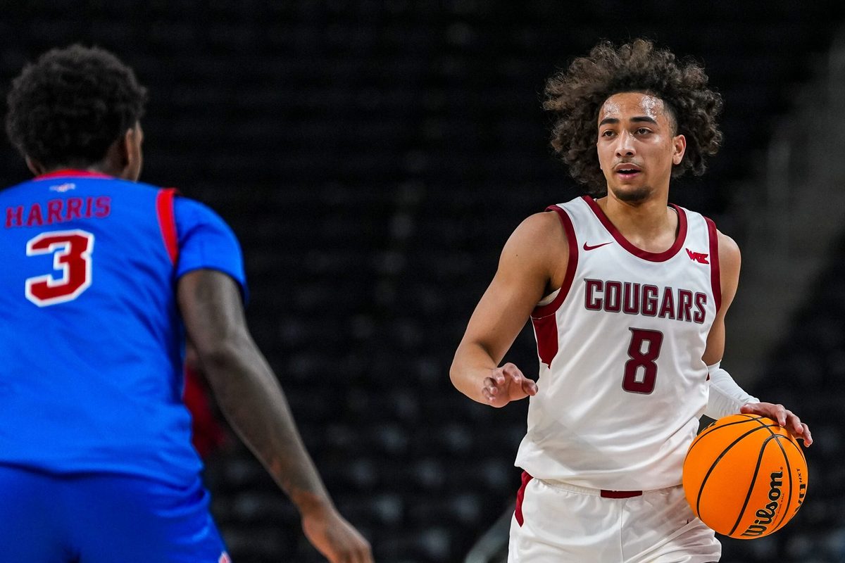 Washington State Cougars guard Nate Calmese (8) takes the ball down the court during the first half of their game in the Acrisure Series in Palm Desert, Calif., Wednesday, Nov. 27, 2024.