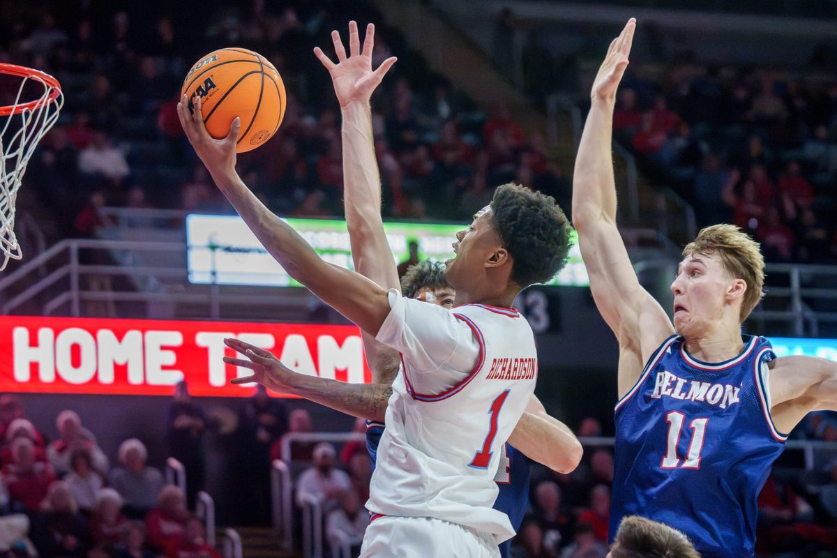 Bradley’s Dietrich Richardson (1) drives to the basket against Belmont in the first half of their college basketball game Monday, Feb. 9, 2026 at Carver Arena in Peoria. The Braves defeated the Bruins 95-84.