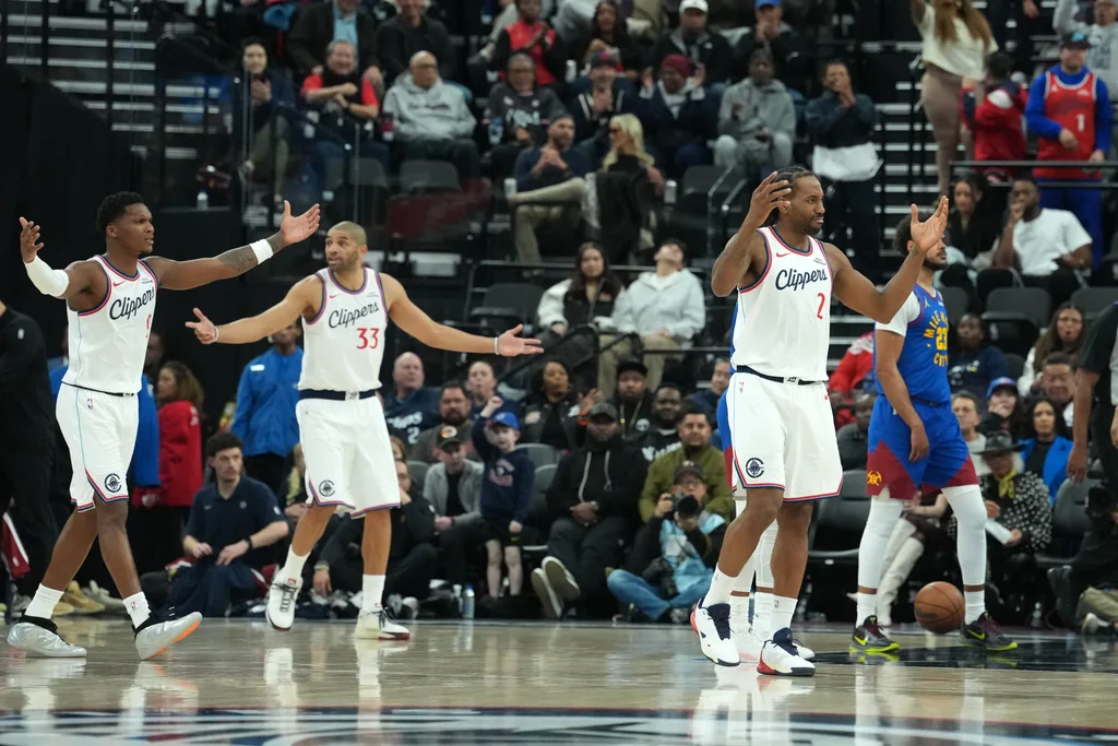 Feb 19, 2026; Inglewood, California, USA; LA Clippers forward Kawhi Leonard (2) reacts against the Denver Nuggets in the first half at Intuit Dome. Mandatory Credit: Kirby Lee-Imagn Images