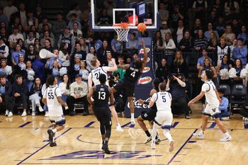 Feb 25, 2026; Villanova, Pennsylvania, USA; General view as Butler Bulldogs forward Efeosa Oliogu-Elabor (4) drives against the Villanova Wildcats during the second half at William B. Finneran Pavilion. Mandatory Credit: Bill Streicher-Imagn Images