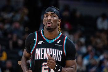 Mar 1, 2026; Indianapolis, Indiana, USA; Memphis Grizzlies guard Jahmai Mashack (21) in the second half against the Indiana Pacers at Gainbridge Fieldhouse. Mandatory Credit: Trevor Ruszkowski-Imagn Images
