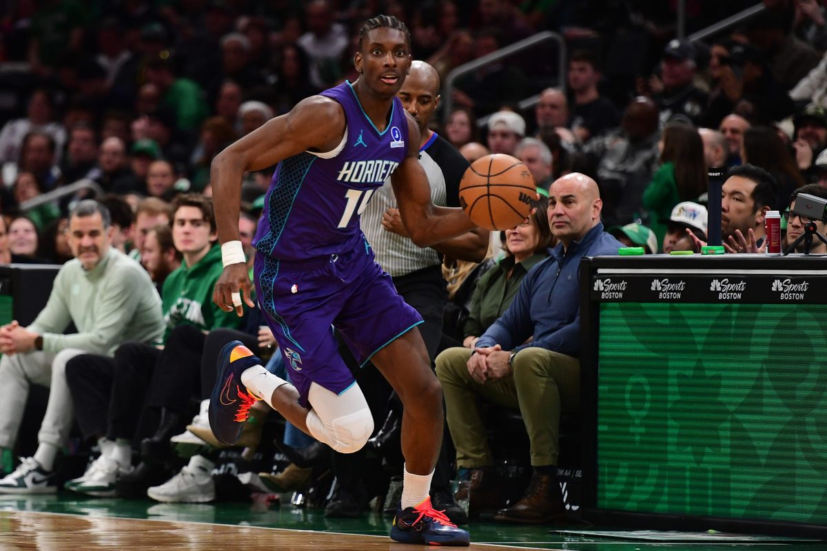Mar 4, 2026; Boston, Massachusetts, USA;  Charlotte Hornets forward Moussa Diabate (14) controls the ball during the second half against the Boston Celtics at TD Garden. Mandatory Credit: Bob DeChiara-Imagn Images