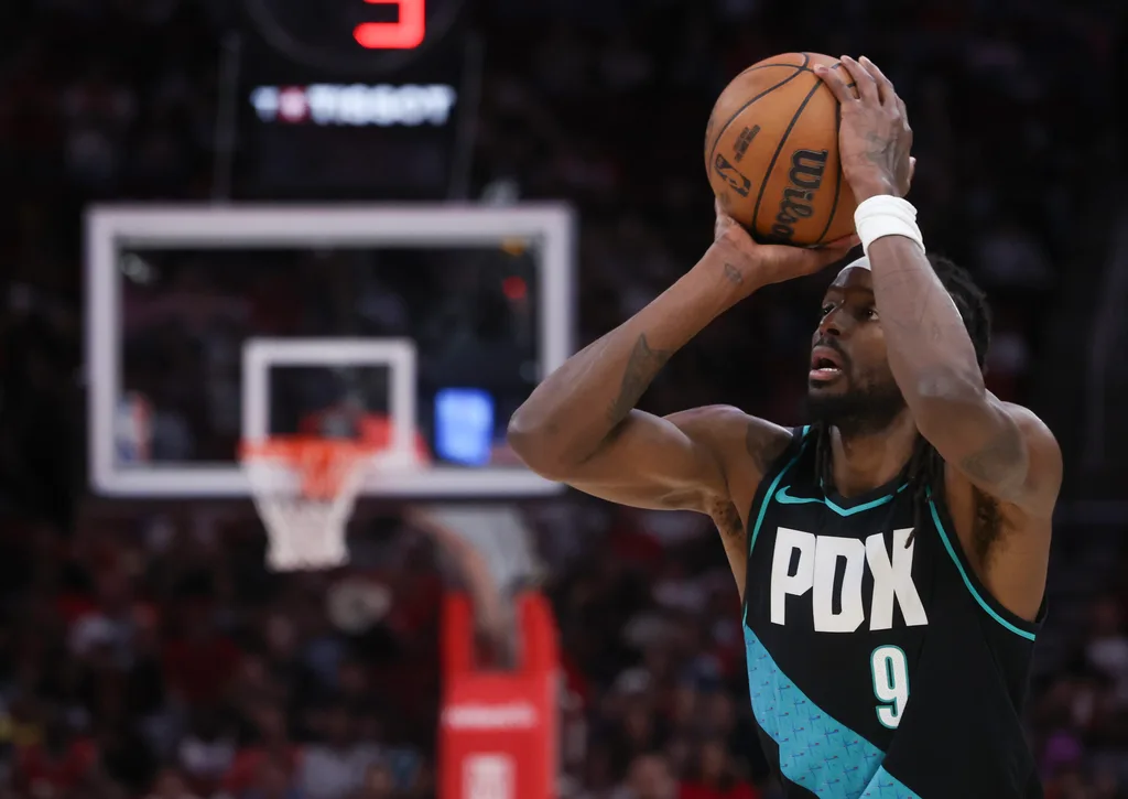 Mar 6, 2026; Houston, Texas, USA; IPortland Trail Blazers forward Jerami Grant (9) shoots against the Houston Rockets in the second half at Toyota Center. Mandatory Credit: Thomas Shea-Imagn Images