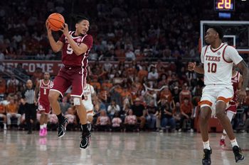Mar 7, 2026; Austin, Texas, USA; Oklahoma Sooners guard Nijel Pack (9) catches a pass during the second half against the Texas Longhorns at Moody Center. Mandatory Credit: Dustin Safranek-Imagn Images