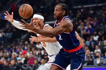 Mar 9, 2026; Inglewood, California, USA;  New York Knicks guard Josh Hart (3) loses the ball against Los Angeles Clippers forward Kawhi Leonard (2) during the first half at Intuit Dome. Mandatory Credit: Gary A. Vasquez-Imagn Images